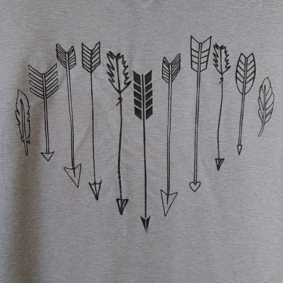 No Boundaries Arrow V Neck SS T-Shirt Top XXL Gray - Picture 3 of 7